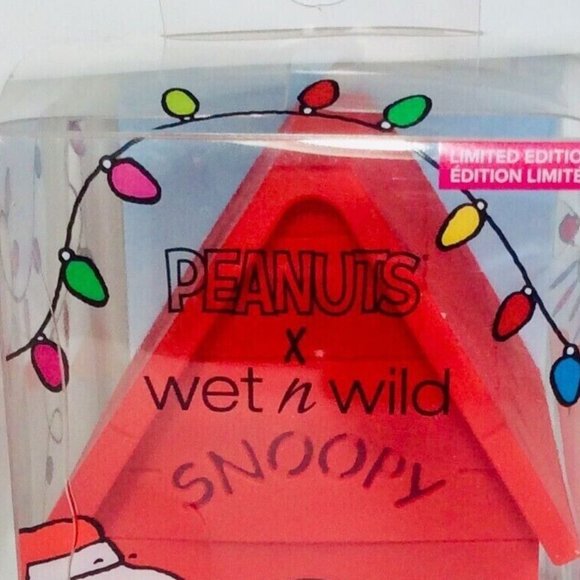 Peanuts x Wet n Wild Snoopy’s Dog House Makeup Sponge Case Limited Edition New - Picture 3 of 6